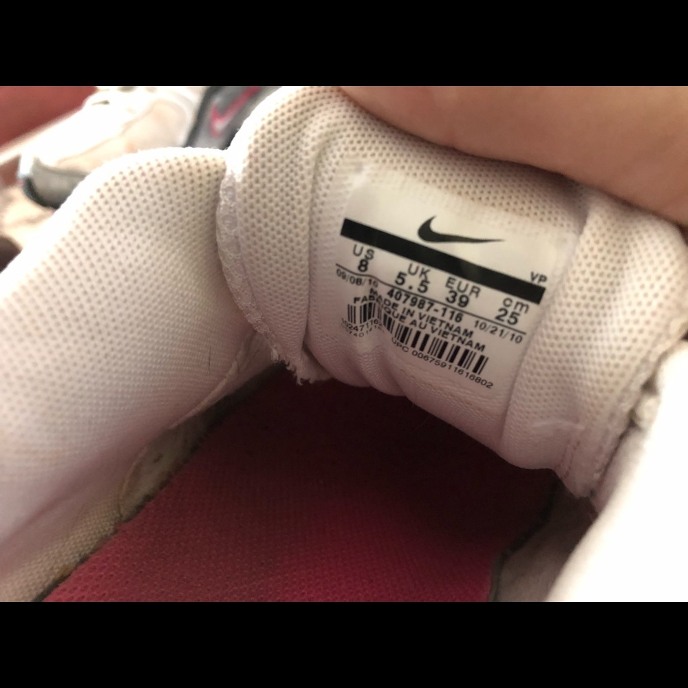 NikeREAX size 8 - Picture 3 of 5
